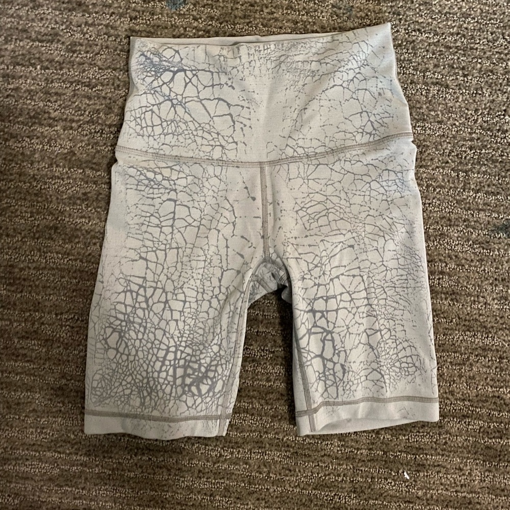 Lululemon biker shorts